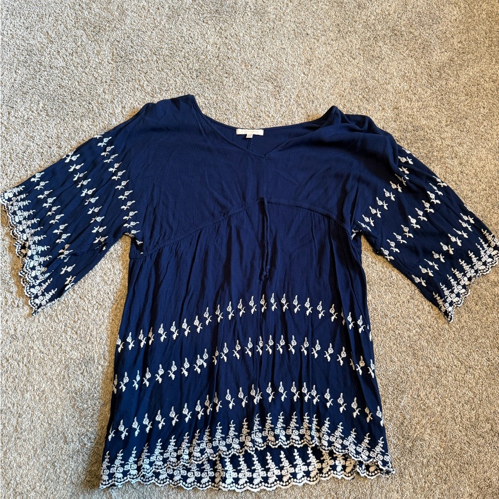 GG Collection Dark Blue Blouse with White Embroidery